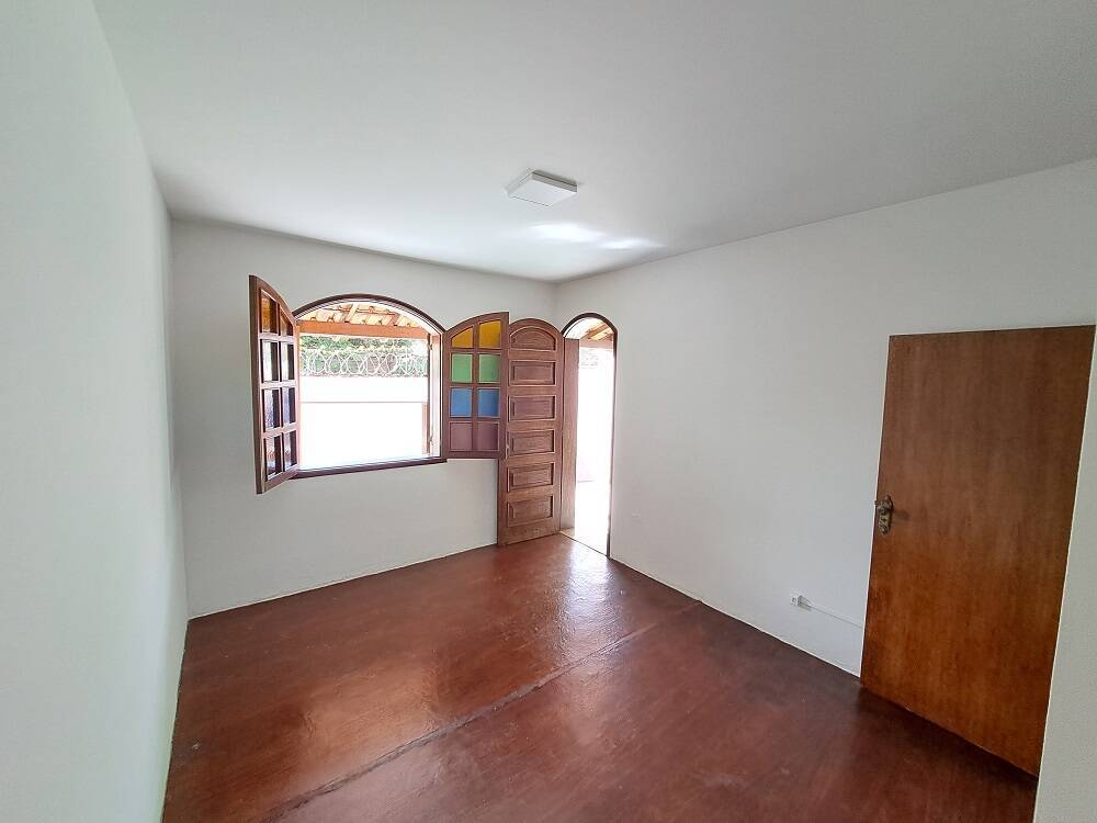 Casa, 3 quartos, 200 m² - Foto 2