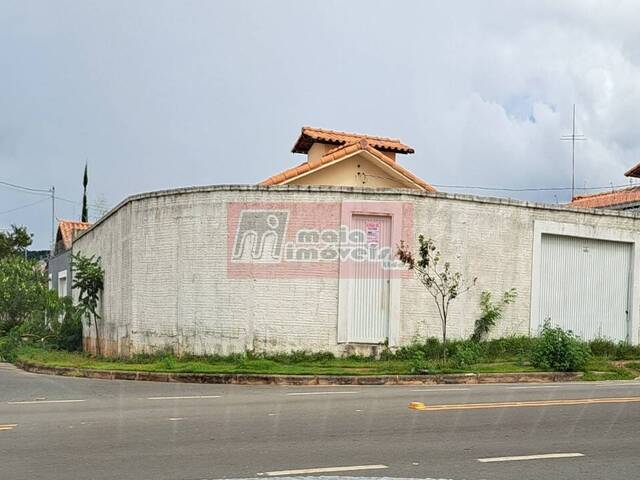 #0054 - Casa para Locação em Montes Claros - MG - 1